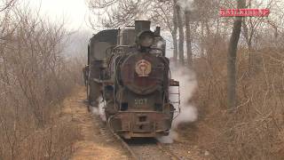 0023 Xingyang Brickworks Railway Clay Train 河南省建材廠鉄路（滎陽市） [upl. by Lebatsirc649]