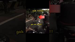 macam macam kelakuan pemotor di jakarta bikin gelenggeleng kepala shorts viralvideo tahukahkamu [upl. by Clementine]