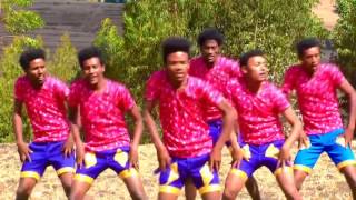 Habtamu Fekadu  Na Belewና በለው  New Ethiopian Music 2017Official Video [upl. by Akcirre]