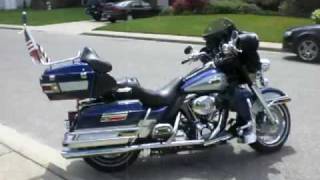 Harley Davidson 2006 Electra Glide Ultra Starting Up with Ipod and Vance and Hines Ovals [upl. by Yellas]