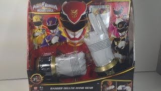 Review Ranger Deluxe Hand Gear Power Rangers Megaforce [upl. by Ayotan]