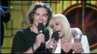 David Bisbal quotEsclavo de Sus Besosquot Nota Corazón TVE [upl. by Ahtis]