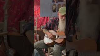 Seasick Steves famous serenade guitar shorts acousticmusic Seasicksteveofficial [upl. by Assiroc]