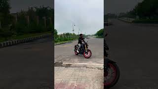 Dono break ghise hue ha 😅😅 ytshorts sportsbike [upl. by Nauqaj]