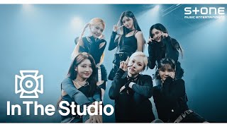 In The Studio 4K EVERGLOW에버글로우  Pirate｜Return of The Girl 인더스튜디오 Stone PERFORMANCE [upl. by Ardnusal]