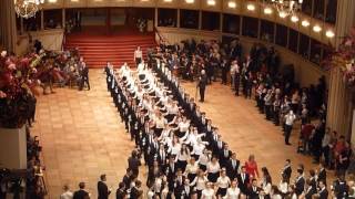 Wiener Opernball 2017 Generalprobe Einzug der Debütanten III [upl. by Nolie635]