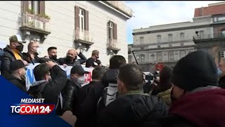 Restrizioni Covid ancora proteste [upl. by Millman]