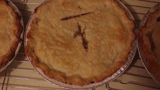 Tourtière  Traditional Québécois meat pie recipe as easy as 321 [upl. by Eicul]