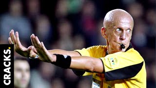 Pierluigi Collina der beliebteste Schiedsrichter der Welt der auch heute noch von sich reden macht [upl. by Kerek]