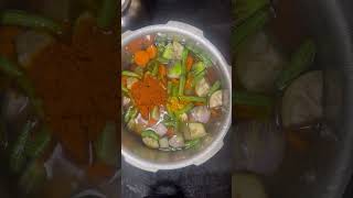 Sambar sadam trending food sambarrecipe onepotrice shortsfeed shortsvideo tamil drsivaraman [upl. by Akzseinga147]