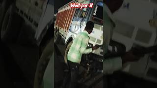 vivekkumar48632 truck night video viral [upl. by Saoj]