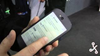 Yotaphone toma de contacto en video [upl. by Aitercul]