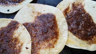 Tortillas doradas con asientos de puerco [upl. by Dnomyad]