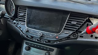 Vauxhall Opel Astra G Radio Removal  Holden TS Astra Radio Removal [upl. by Anilejna]