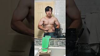 맨몸운동만 하다 한달간 웨이트트레이닝을 넣어봤는데 몸의 변화가 이렇다weight training before after 비교영상 [upl. by Attennot807]