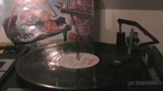 Oliver and Company Soundtrack Billy Joel Why Should I Worry Vinyl [upl. by Araas]