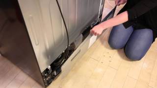 Daewoo  How to Plumb in  Install the Water Line American Style FridgeFreezer [upl. by Carmel]