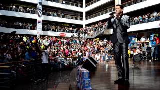 yeison jimenez en vivo concierto PLAZA DE LAS AMERICAS [upl. by Fachan]