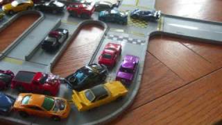 hot wheels figure 8 race [upl. by Aleece877]