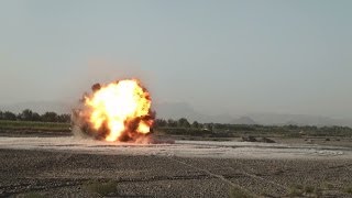 Battle tank Leopard 2 2A6M Afghanistan Canadian Forces in action PionierPanzer [upl. by Halivah]