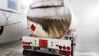 Cleaning a dirty tanker truck with Nerta Super Wash [upl. by Chevalier]