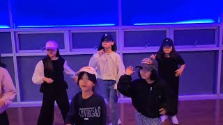 MDANCE UP  키즈KPOP 월수금M댄스본점 [upl. by Rintoul]