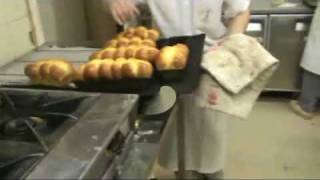 film sur une petite boulangerie artisanale [upl. by Tocs]