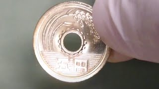 5円玉硬貨を磨いて稲穂を黄金色にする。 [upl. by Zenda]