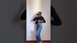 How to pose foe instagram pictures ✨ shorts howtopose posesideas poses howto [upl. by Leena]