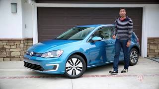 2016 Volkswagen eGolf  5 Reasons to Buy  Autotrader [upl. by Akemet215]