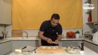 youcheftv  Fagottini di Pasta Sfoglia con Pere e Gorgonzola [upl. by Kali]