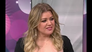 Kelly Clarkson Chats New Talk Show ‘The Voice’ amp More  New York Live TV [upl. by Thomajan]