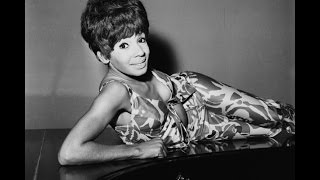 Shirley Bassey  Goldfinger 1964 [upl. by Woll]