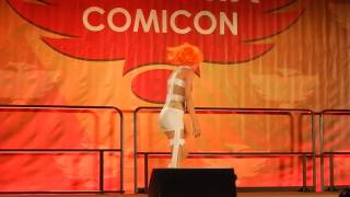 PhxCC 2017  Leeloo Dallas from The Fifth Element [upl. by Nivle]