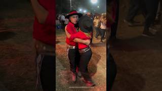 La parejita de rojo 🔴 sabe bailar cumbias chaqueñas festivaldelbufalo sonidonorte chaco [upl. by Enirol]