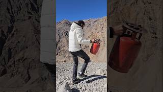 Gas cylinder leak hogya ladakh mountains pai vlog bluebox [upl. by Neelya746]