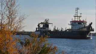 Trailing suction hopper dredger Crestway from Boskalis [upl. by Aneloj]