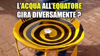 LACQUA ALL EQUATORE GIRA IN MODO DIVERSO [upl. by Aralomo]