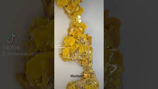 Wulfenit aus MarokkoWulfenite from Morocco [upl. by Marinelli848]