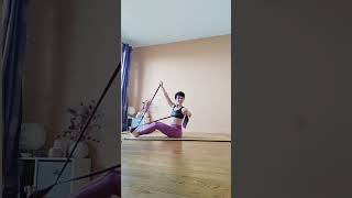 ABDOS  3 exercices avec élastique pilates [upl. by Shaefer998]