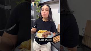 Entrecôte com molho de cogumelos e batata rústica 🤤✅ ♥️ SALVA a receita food entrecote carne [upl. by Kcira]