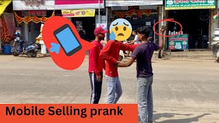 Mobile selling prank 😜📲deep khillare prank [upl. by Uni337]