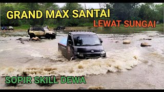 Pick up Grand max ceper offroad santai lewati sungai mobil offroad kagum Driver skill Dewa [upl. by Eneleuqcaj330]