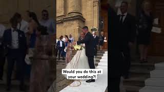 Would you do this at your wedding via agendadosnoivos [upl. by Nerua]