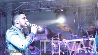 Te vas  Ligeros de Chihuahua En Vivo  Perdidos de Sinaloa Cover 2017 [upl. by Amsa192]