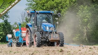 Semis de maïs  New Holland T6140 amp Monosem [upl. by Luhem]