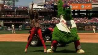 Paula Abdul dances with the Phillie Phanatic [upl. by Arimihc]