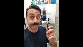 Come inserire una lametta da barba nel rasoio di sicurezza tutorial [upl. by Benoite]