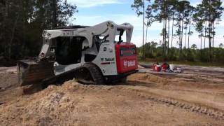 Bobcat T770 Pushing Dirt [upl. by Anaitat785]