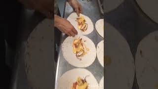 Chicken Tacos ❤️ chickentacos viralshorts youtubeshorts trendingshorts foodlover fastfood [upl. by Meakem908]